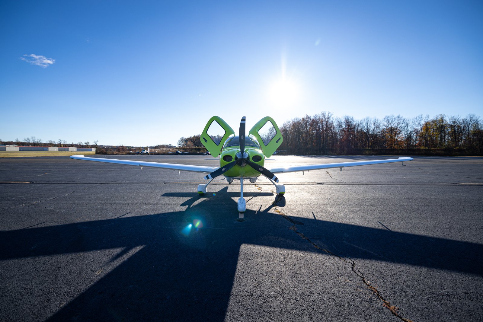 Cirrus SR-series aircraft front view