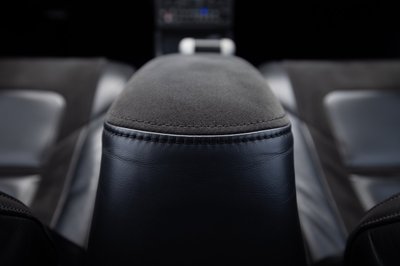 Lime green and white Cirrus SR-series aircraft detail, image N294GG-071.